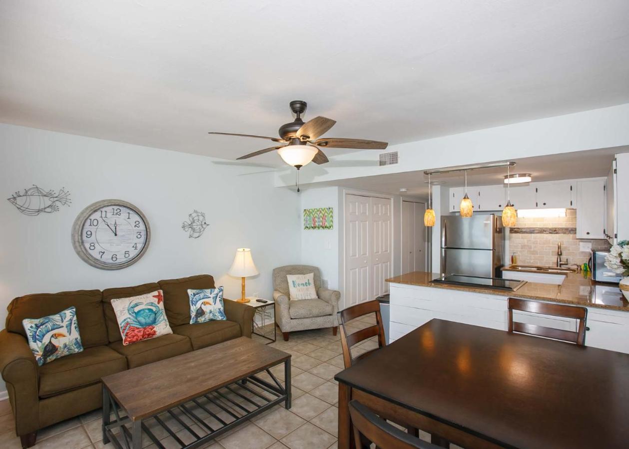 Island Winds West 477 By Albvr - Beachfront, Updated & Beautiful! Just Steps To The Beach & Hangout! Gulf Shores Luaran gambar